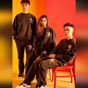 Karmagawa Gray Sunflower Sweatsuit Set